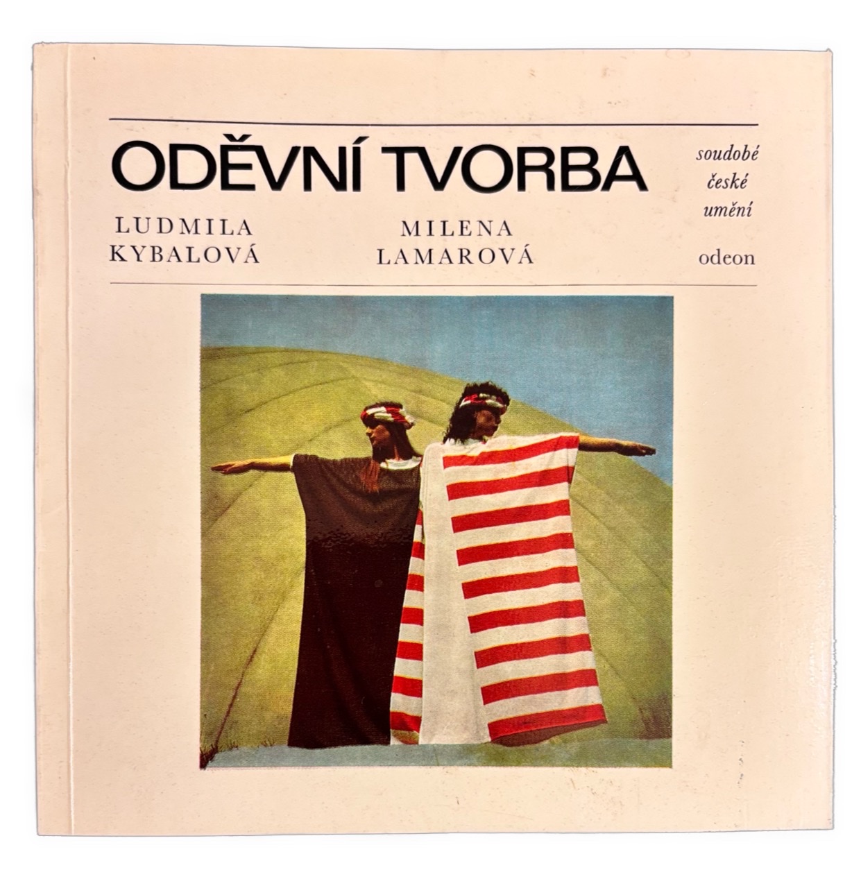 Oděvní tvorba