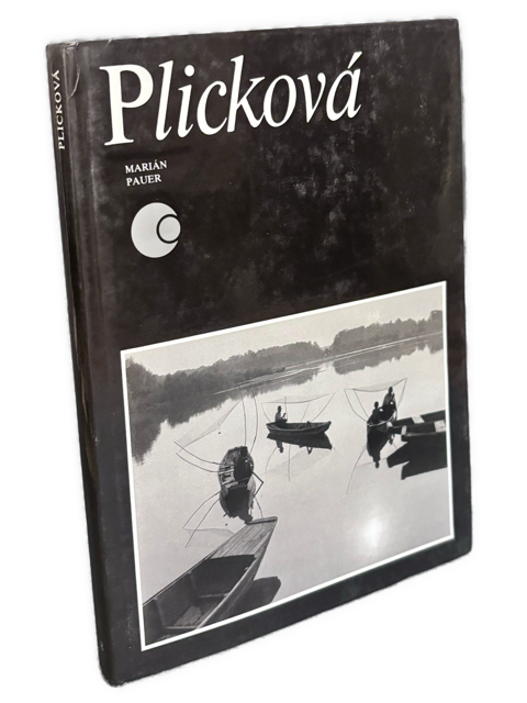 Ester Plicková. Monografia