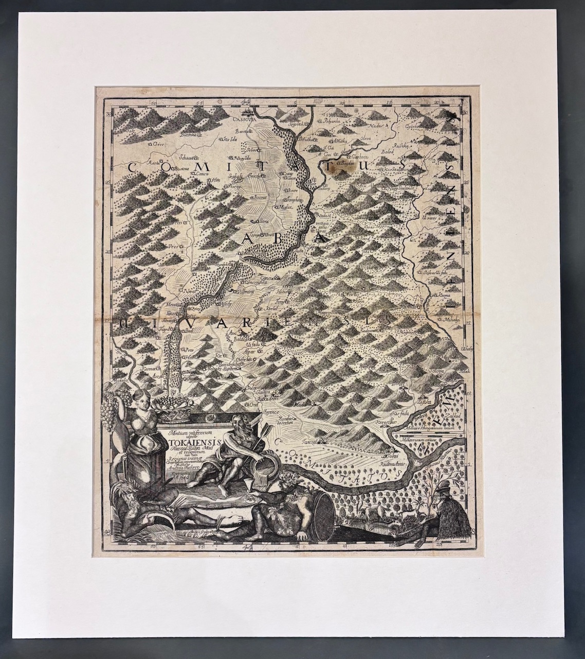 Mapa oblasti Tokaja - Montium vitiferorum utpote: TOKAIENSIS Tarczal, Tallya, Mad et reliquorum, nec non Regionis vicinae Geographica representatio. Author Andrea Fückero IMG 5245