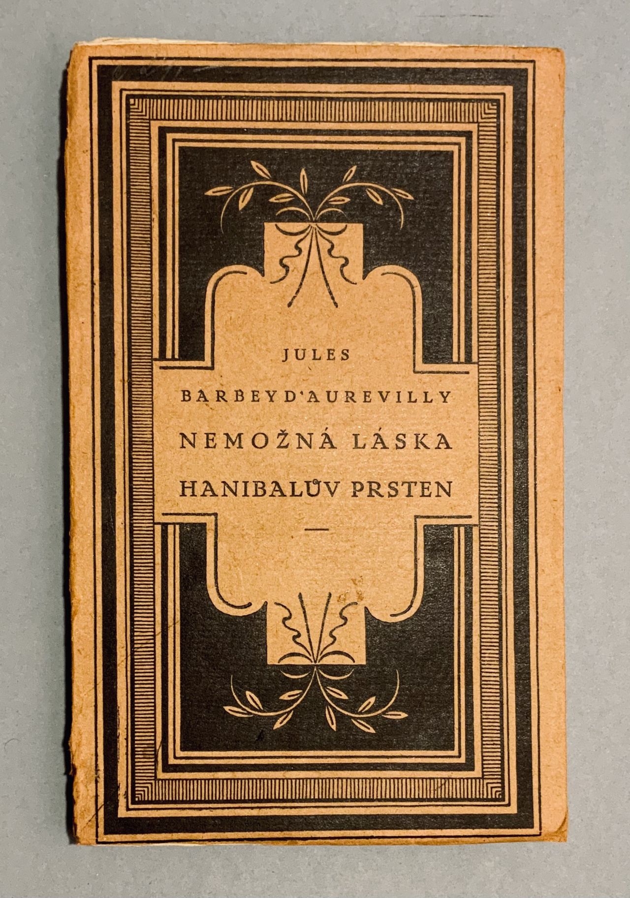Nemožná láska, Hanibalův prsten.-  ! S Husákovými exlibris pečiatkami F46AB57B 1884 40F6 A168 C5DEF8943CCD