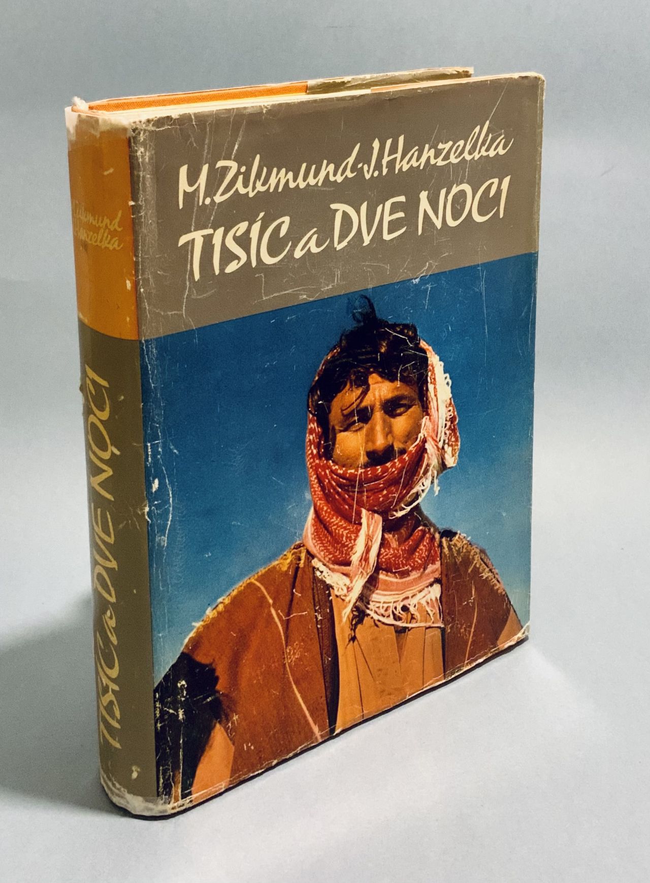 Tisíc a dve noci F8314A11 0A48 4F18 8826 372107531AD3